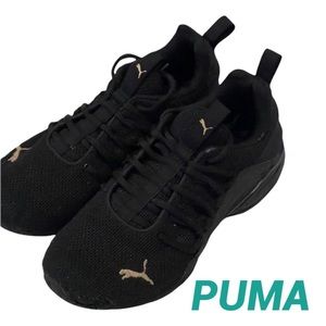 PUMA mens AXELION black running shoes